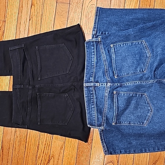 Two Pairs of Universal Jeggings by Gap- one High-rise, one mid-rise 8R 29 - Picture 6 of 13